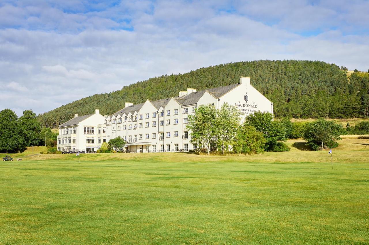 Macdonald Cardrona Hotel, Golf & Spa Пийбълс Екстериор снимка