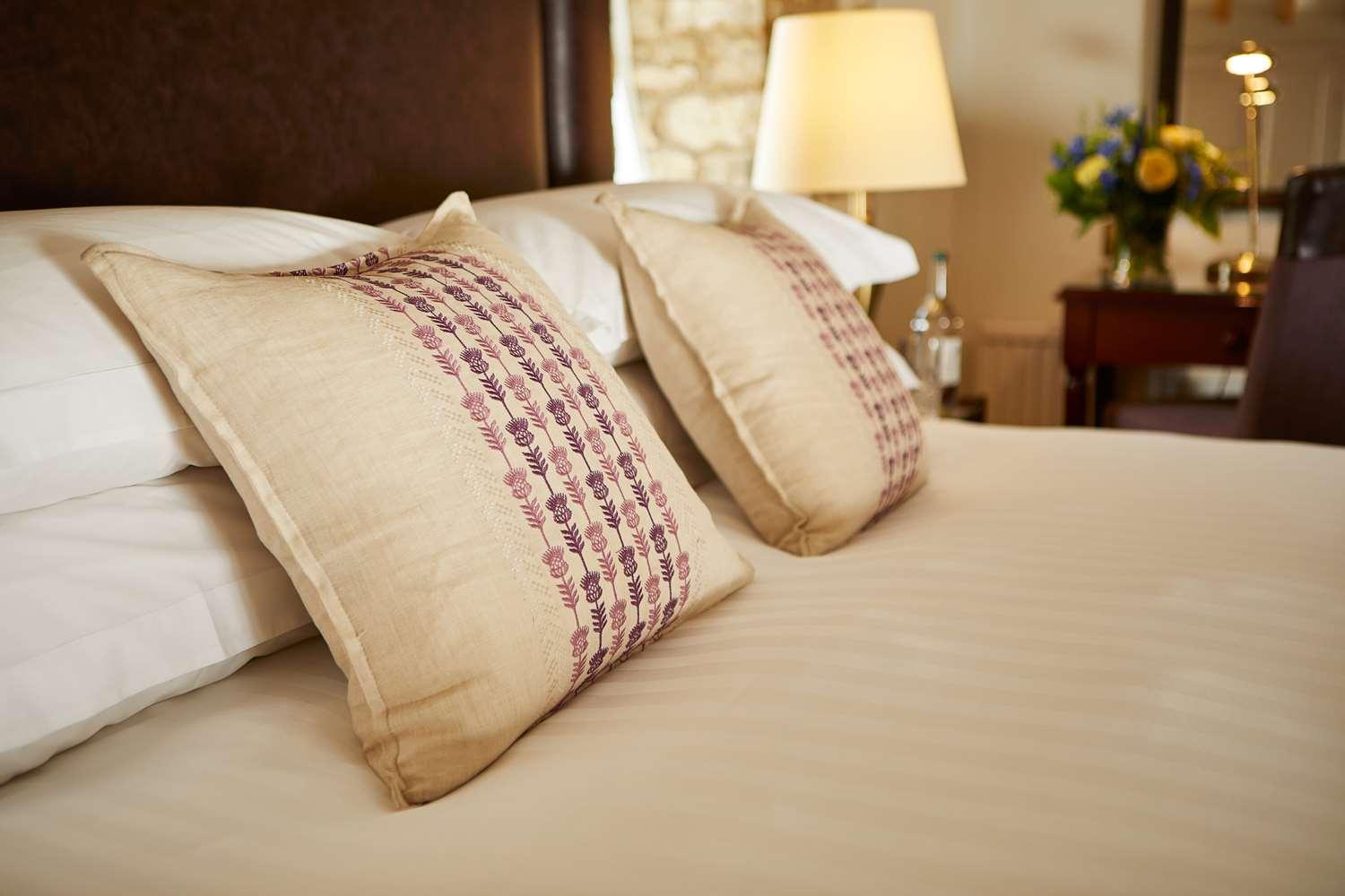 Macdonald Cardrona Hotel, Golf & Spa Пийбълс Екстериор снимка